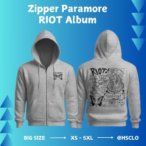 Hoodie Zipper Jumper HSCLO Musik Band PARAMORE Riot Album Sweatshirt Pocket Warna PutihBahan Fleece Ukuran Jumbo Big Size XS S M L XL XXL 3XL 4XL 5XL