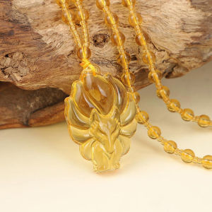 ( Free Rope ) nine tailed fox stone queen fox lucky charm pendant gemstone necklace natural chalcedony King green Nine Tailed Fox pendant mens and womens Necklace Pendant lucky Amulet