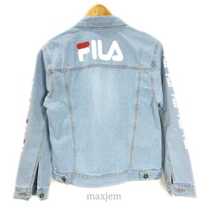 Jaket Jeans Fila size M dan L wanita biru muda denim tidak-strit maxjem