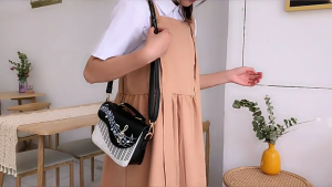 กระเป๋าถือผู้หญิงกระเป๋าสะพายไหล่เปียโนกระเป๋าผู้หญิงสะพายพาดลำตัวผู้หญิงสายเดี่ยวจับด้านบน