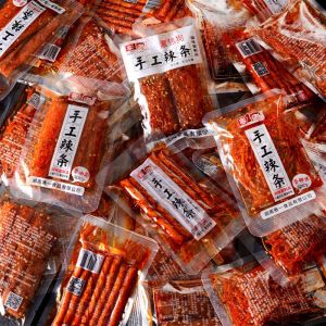 [Anmi Food]Hand-made gluten spicy strip spicy snacks 手撕辣片30g