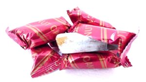 [READY STOK] FAST SHIPPING FRESH ARABIC PEANUT CANDY / KACANG TUMBUK / KACANG ARAB (GULA-GULA UDANG) Perisa barley HALAL -250gram (20PCS) IMPORTED FROM UAE