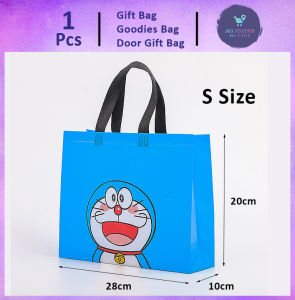 Doraemon Non Woven Blue Fabric Bag (139) Snacks Tote Bag Student Gift Bag Packaging Beg Kindergarten Children Kids Scholl Student Doraemon Present Bag