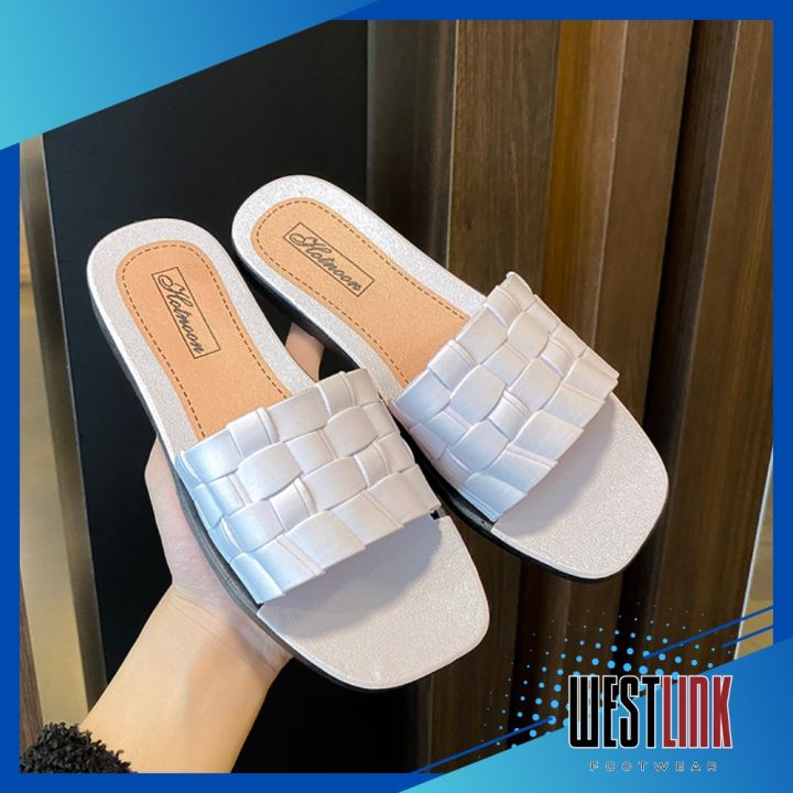 Westlink】NEW Korean slippers Fashion Shoes Ladies footwear Casual