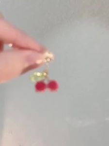 【Ship in 24H】红色樱桃蚊香盘耳夹女无耳洞耳钉夏日多巴胺耳饰水果可爱甜美耳环Red cherry mosquito repellent coil ear clip for women without ear hole earringshuanglizhen20250823