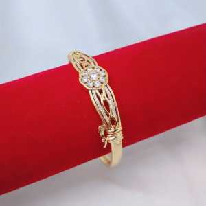 Gelang Tangan Bangle Wanita Aksesoris Fashion Awet Tahan Lama Anti Karat Cocok Untuk Harian G5-1J