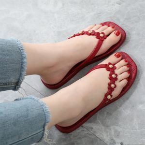 Must Have Fashion Women Flat Flip-Flops Non-Slip Sole Waterproof Korean Trend Beach Outdoor Lightweight Casual Sandals 063523