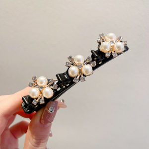 กุหลาบถักกิ๊บสองชุดสําหรับเครื่องประดับผมหญิง