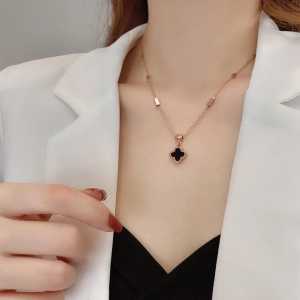 Kalung Fashion Wanita Terbaru Titanium Anti Luntur Dan Anti Karat Model Klover Jurai