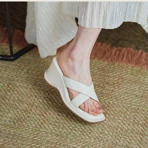 Free Shipping Cross-Strap Retro Wedge Sandals For Women Summer Platform High Heels Thick-Soled Open-Toe Square-Toe Shoes