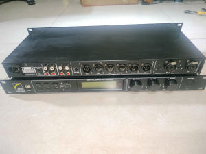 Vang số bãi MELO DSP2000 với nhiều chế độ EQ míc chất âm hay. BH 6 tháng.