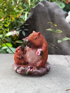 Cartoon Small Resins Mother and Kid Capybara Sculpture Figurine for Animal Lover and Collector Garden Landscape Ornament