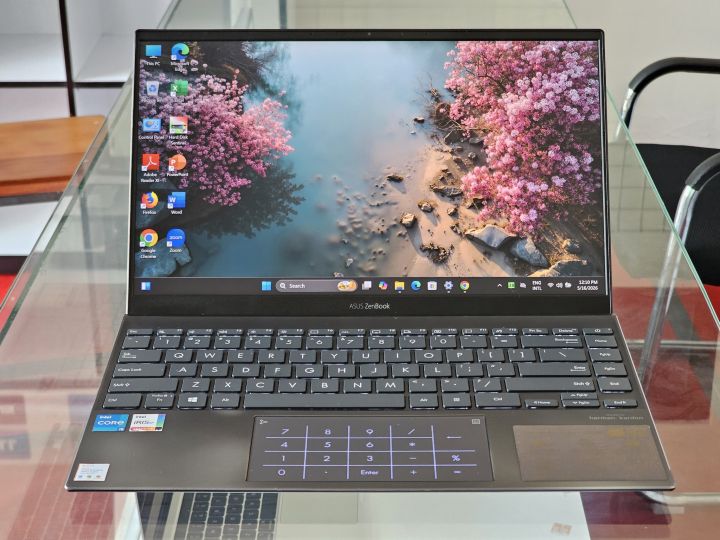 ASUS Zenbook UX425EA intel Core i5 Gen 11 Ram 8 GB SSD 512 GB intel iris Xe Ultraslim ringan dan Kencang Premium laptop