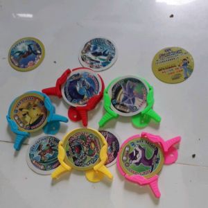 Sét 10 thẻ bài Pokemon tròn bằng nhựa và 5 dụng cụ giao đấu Sét Thẻ Bài Pokemon 10 Chiếc Bộ Đồ Chơi Pokemon Cho Trẻ Em - Lazada