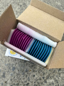 Phấn Gấu cắt may nhãn hiệu SON PANDA 2 màu /4 màu được dùng trong ngành may mặc(GIÁ 1 HỘP)