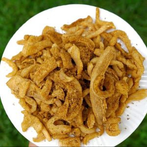 กากหมูเจียว (รสหม่าล่า) ขนาด 80 กรัม