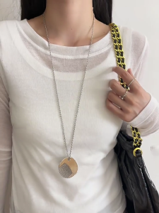 Fashionable Neckchain Hair Comb Charm Necklace Adjustable Length Clavicle Chain Portable Women Hair Grooming