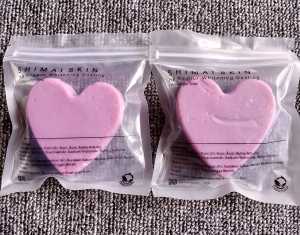 Sabun HB Anggur Whitening Dosting + Retinol | Sabun Love Shimai Skin | Sabun Pemutih Badan | Sabun Whitening Badan | Sabun Anggur Shimai Skin | Sabun Whitening Extra Aroma Anggur | Shimai Skin HB Anggur Bar Soap | Sabun Mandi Anggur