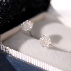 White Flower Stud Earrings for Women Flower Earring New Modern Korean Fashion Cute Teens Girl Party Jewelry Accessories