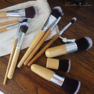 MY05 แปรงแต่งหน้า Makeup brush set 11 pieces ด้ามไม้สไตล์รักโลก พร้อมซองใส่แปรง
