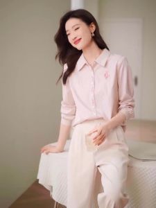 Ammin กางเกงลำลองแฟชั่นสไตล์เกาหลีเสื้อลายปักแขนยาวลำลองทรงหลวมใส่สบายเข้าได้กับทุกชุดเสื้อปักลายทางมีฟองคุณภาพสูงอเนกประสงค์