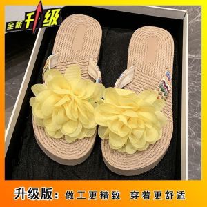 [Free Shipping] WomenS Summer Outdoor Slippers 2026 Thick-Soled Lightweight Fashionable Petite Vacation Style Floral Beach Slippers For Women