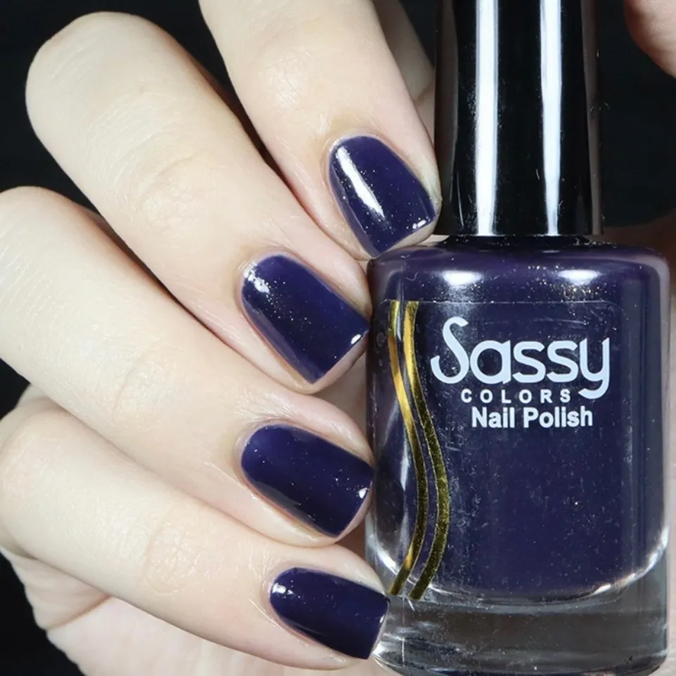 dressed to the 90s essie Essie Antique Chic 998 Oldie But Goodie| Nail Polish main image 0