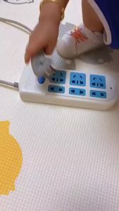 Childproof Socket Cover Baby Safety Plug Socket Outlet Protection Cover Universal Type [ Free Shipping ]