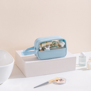 กระเป๋าเครื่องสำอางโปร่งใสมีสไตล์พร้อมดีไซน์ PU & PVC กันน้ำที่เก็บเครื่องสำอางสำหรับเดินทางความจุเยอะ