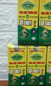 Dầu tràm Cung đình vỹ dạ 50ml ( chính hãng loại nguyên chất  ĐẶC SẢN HUẾ )