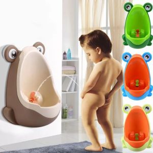 Bô tiểu đứng cho bé trai Bồn tiểu cho bé dán tường hình ếch