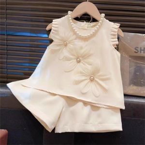 Bear Leader 2 Pieces New Clothes Sets for Fashion Girls Summer 3D Flower Sleeveless T-shirt and White Short Pants Suits Outfits 3 to 7 Years Kids Clothing Terno Girls Costumes