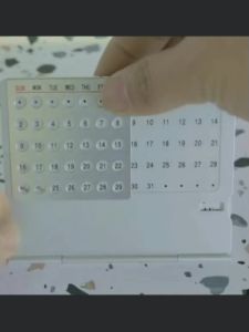 [ Large Size 10.5*8.5cm Aluminum Metal Desk Calendar Perpetual calendar Manual Settings Never expires ]2026 New Year Desk Calendar Craft Gifts Corporate Business Gifts