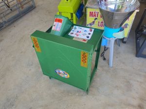 Máy băm cỏ rau bèo làm thức ăn cho trâu bò công suất 15 ngựa=11kw