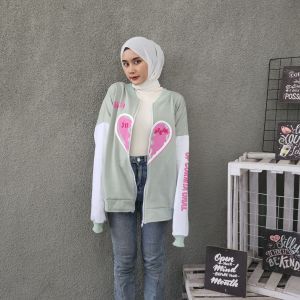COD (BAYAR DI TEMPAT) JAKET BASEBALL WANITA TERBARU  JAKET BOMBER WANITA VIRAL KEKINIAN MURAH JAKET VARSITY WANITA REAL PICT  ATASAN WANITA KECE  ATASAN WANITA COCOK BUAT OUTFIT HIJAB