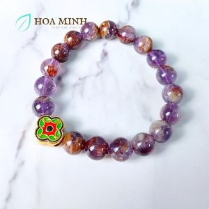 Vòng tay đá Thạch Anh Ưu Linh Tím tự nhiên size 10 li phối charm xi vàng cỏ 4 lá hợp mệnh Hỏa Thổ | Hoa Minh Gem