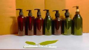 Chai lọ nhựa 300ml màu Xanh/màu Nâu-Vòi khóa vàng-Vòi nhấn đen-trắng-Đựng dầu gộisữa tắm-Hàng đẹp-Chất Lượng-Bao Đổi