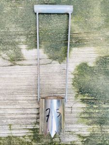 Plong untuk Melubangi Mulsa Berbagai Ukuran tinggi 37 cm DIAMETER BERVARIASI plong gerigi