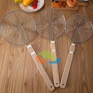 Penyaring Makanan Keluli Tahan Karat dengan pemegang kayu/Penapis Minyak / Penapis Minyak /Mesh Colander