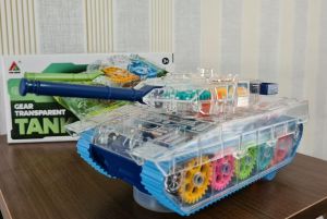 รถถัง (Gear Transparent Tank) รถของเล่น ตัวรถใส เห็นกลไกด้านใน มี 2 แบบ สีสันสวยงาม พร้อมไฟ และเสียงเสมือนจริง