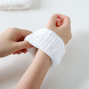 Wash Wrist Strap Towels For Women Moisture Resistant Absorbent Hand Towel Exercise Sweat Wipe