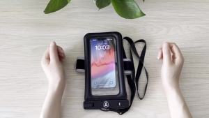 Floating Waterproof Phone Pouch with Lanyard Armband Dry Bag Holder Underwater Case for Samsung Galaxy S24 S23 S22 S21 S20 S10e S10 Note 20 Ultra Note 10 Plus A12 A15 A52 A21 A51 A71 Black