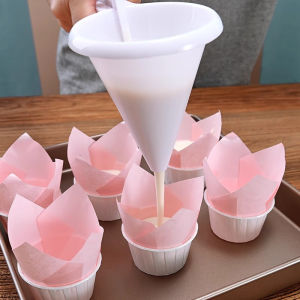 Kitchen DIY Hand-held Chocolate Icing Cream Funnel Cup Plastic Batter Dispenser Kitchen Tools Baking