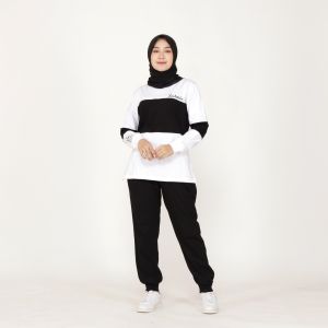 Setelan Baju Olahraga Wanita Muslimah Gowes Senam Joging One Set Layla by Zolaris