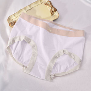 LHMoonlight มาใหม่ กางเกงชั้นในคุณผู้หญิง สีสวยน่ารัก ผ้ายืดสวมใส่สบาย เก็บเนื้อได้ดี ใส่กระชับ แห้งไวไม่อับชื้น ดีเทลสวยโดดเด่นน่ารัก มีหลายสี ชอบสีไหนจิ้มได้เลยน๊า