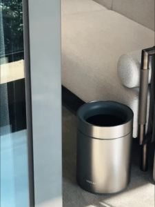 FFBH Metal Trash Can with Pulley Large Capacity Trash Cans Modern Luxury Round Office Wastes Bins Home Living Room Kitchen Waste Bin 8N6Y2
