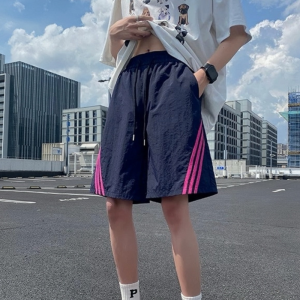 กางเกงขาสั้นสุดเท่รับซัมเมอร์ ทรงหลวม แห้งเร็ว ระบายอากาศได้ดี และสดชื่น สไตล์ยูนิเซ็กซ์ เหมาะสำหรับสวมใส่ในชีวิตประจำวันหรือเล่นกีฬา