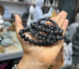 สร้อยข้อมือหินแก้วขนเหล็ก เนื้อดำโปร่ง  Black Rutilated Quartz รุ่นShadow Light