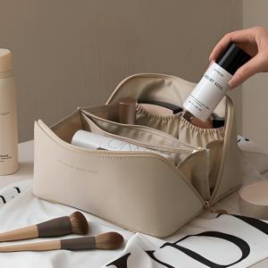 Tas Kosmetik / Pouch make up / Tas portable / Tas make up travel / tas kosmetik sekat