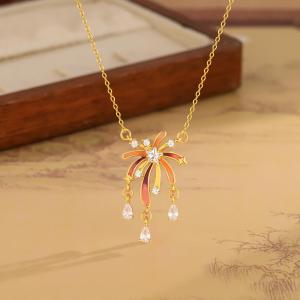 Necklace Jewelry Noble and Elegant Ladies Necklace Elegant and Charming Decoration Sparkling Visual Effect